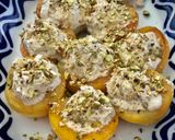Foto del paso 5 de la receta: Melocotones flambeados con mascarpone a la vainilla y frutos secos