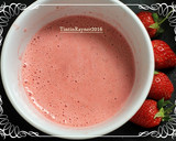 Foto langkah ke 1 dari resep Ogura Cake Strawberry Yoghurt Cottony Cake with Fresh Strawberry.