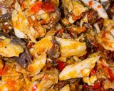 Foto langkah ke 6 dari resep Ikan tongkol keranjang suwir balado.