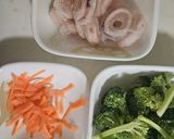 青花菜炒魷魚的食譜步驟1照片