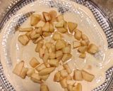 Foto del paso 6 de la receta: Queque de yogur con manzana
