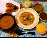 A picture of step 3 of Matar curry with aloo petis.