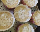 Foto langkah ke 3 dari resep 61. Muffin Keju Panggang Wokpan/ Panci 💛.