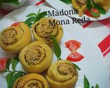 صورة لخطوة 2 من وصفة فطاير الزعتر 😋😋 بعجينه سهله وسريعه وبسيطه