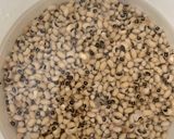 A picture of step 1 of Black Eyed Peas +Salt.