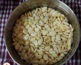A picture of step 1 of Gujarati Vaal nu shak (Lima beans curry).