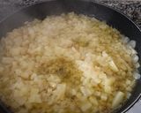 Foto del paso 2 de la receta: Tortilla de patatas con butifarra de huevo