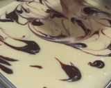 Foto langkah ke 6 dari resep Red Velvet Cream Cheese Brownies.