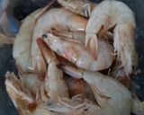 Foto langkah ke 1 dari resep Udang balado cabe merah.. maknyuzz guys.
