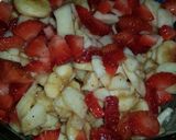 A picture of step 2 of Strawberry fruit chaat.