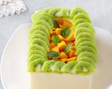 Foto langkah ke 6 dari resep Pudding Susu Topping Buah.