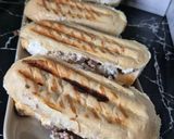 Une image de l'étape 4 de Paninis au boeuf 😀.