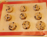 சாக்லேட் சிப் குக்கீஸ்(chocolate chip cookies recipe in tamil) ரெசிபி ஸ்டேப் 4 புகைப்படம்
