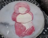 A picture of step 6 of Vegetables stuffed Rose Momos.