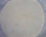A picture of step 6 of Mava gujiya.