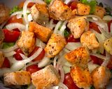 Hình bước làm 6 của món Salad Cá Hồi Sốt Trứng, Tôm Khô