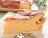 A picture of step 15 of Yogurt & Rice Flour Soft Soufflé Cheesecake.