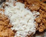 A picture of step 3 of Coconut Besan Burfi.