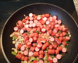 Foto del paso 2 de la receta: Papas con salchichas de siempre!!