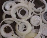 A picture of step 2 of Milkfish Steak.
