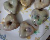 A picture of step 5 of Glaze Dough nuts.