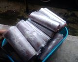 Foto langkah ke 5 dari resep Dadar Gulung Coklat isi Vla Pisang+keju.
