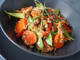 Warmer asiatischer Rindfleischsalat