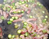 A picture of step 2 of Linguine with speck, saffron and asparagus.