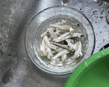 Foto langkah ke 2 dari resep Tumis pedas pare ular.