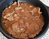 Foto del paso 12 de la receta: Escalopines de ternera en salsa de cebolla