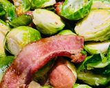 A picture of step 3 of Thanksgiving Bacon 🥓 Brussel Sprouts.