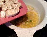 Foto langkah ke 6 dari resep Bubur Jagung Ayam Kampung (MPASI Hari Keempat Bayi 6 bln +).