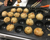 A picture of step 8 of Takoyaki.