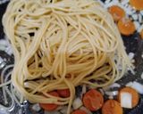 Foto langkah ke 2 dari resep Spaghetti Aglio Olio.