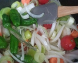Foto del paso 6 de la receta: Verduras en escabeche🫑🍅🧅🥕