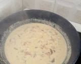 Φωτογραφία βήματος 5 της συνταγής Πέννες με κρητικό απάκι, μπέικον και μανιτάρια
