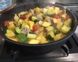 Une image de l'étape 17 de Sauté de veau aux légumes et tomates confites.