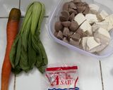 Foto langkah ke 1 dari resep Sop Tahu Simpel.