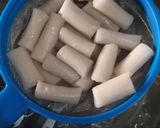 Foto langkah ke 3 dari resep Tteok/Kue Beras untuk Topokki.