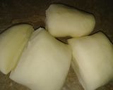 A picture of step 5 of Crispy Creamy vegetable Half moon Pie.