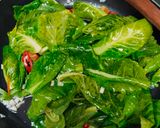 Foto langkah ke 3 dari resep Tumis Cuciwis Bawang Putih.