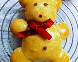 A picture of step 4 of Sweet teddy bear bread.
