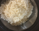 Foto del paso 2 de la receta: Sushi de salmón 🍙