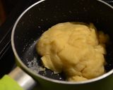 Une image de l'étape 1 de Pommes dauphines.