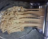 Foto del paso 6 de la receta: Fideos rojos y al huevo
