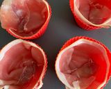 Une image de l'étape 1 de Panier de jambon Serrano aux tomates.