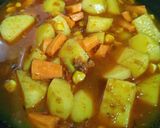 Foto langkah ke 4 dari resep Vegetable Curry.