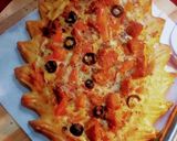 A picture of step 9 of Leaf shape pizza 🇮🇹.