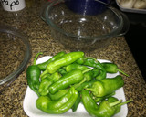 Foto del paso 1 de la receta: Pimientos del padrón sin freír
