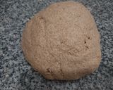 Foto del paso 2 de la receta: Pizza integral de pollo y espinaca 🍕